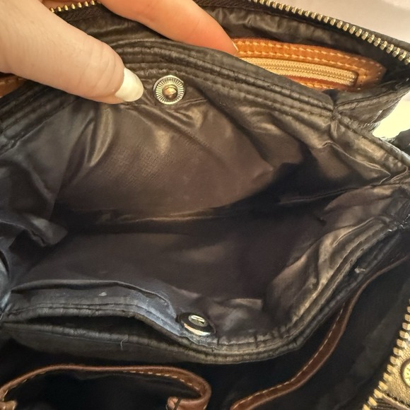 MZ WALLACE Pippa Black Quilted Zip Crossbody Bag Purse 3 Adjustable Straps - Picture 10 of 16